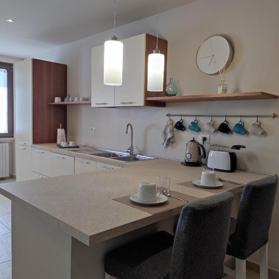 Casa Italo Lägenhet Gardone Riviera Exteriör bild